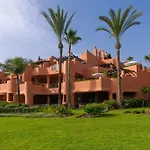 Spectacular Frontline Penthouse Lägenhet Marbella