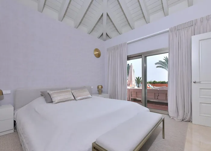 Spectacular Frontline Penthouse Διαμέρισμα