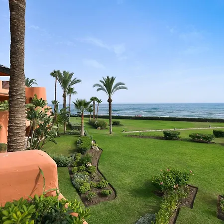 Apartment Spectacular Frontline Penthouse Marbella