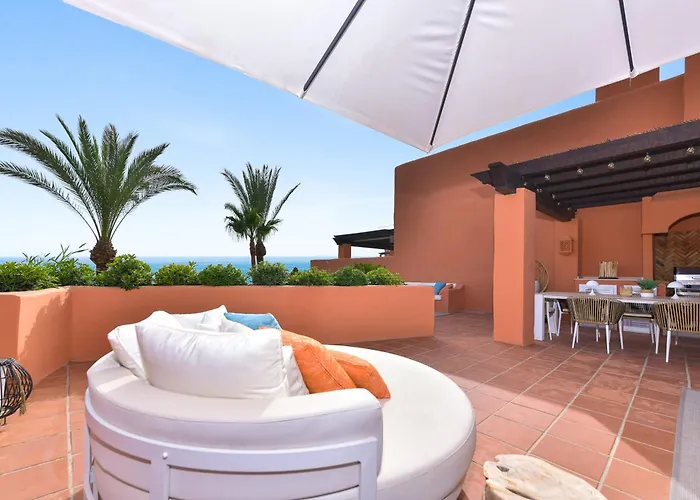 Spectacular Frontline Penthouse Apartment Marbella