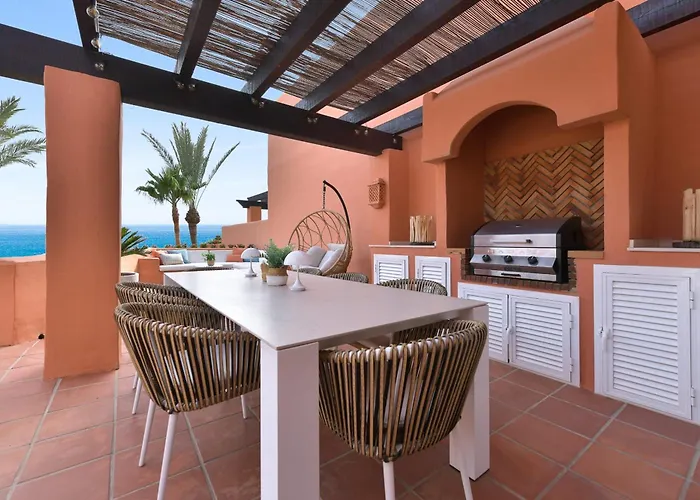 Spectacular Frontline Penthouse * Marbella
