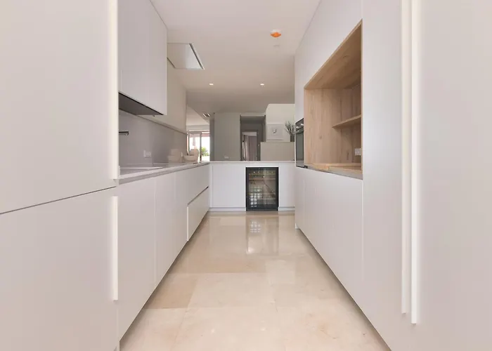 Daire Spectacular Frontline Penthouse