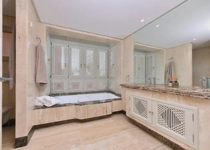 Spectacular Frontline Penthouse